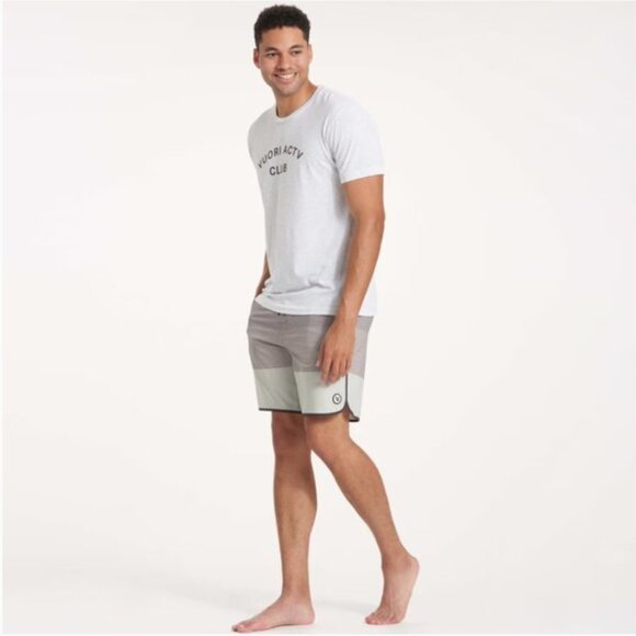 Vuori Mens Cruise Boardshort Smoke Wave Striped 33 - Picture 3 of 16